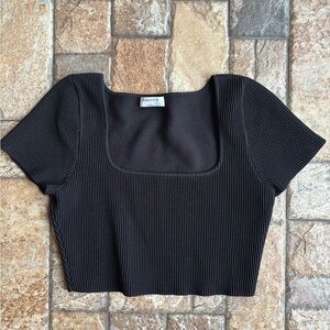Aritzia Babaton Black Ribbed Short Sleeve Crop Top